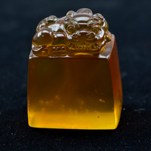 血琥珀怎么鉴别真假 血琥珀真假鉴别
