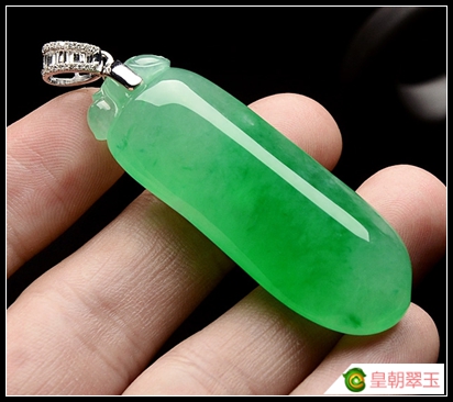 浅谈翡翠的韧性、刚性与翠性