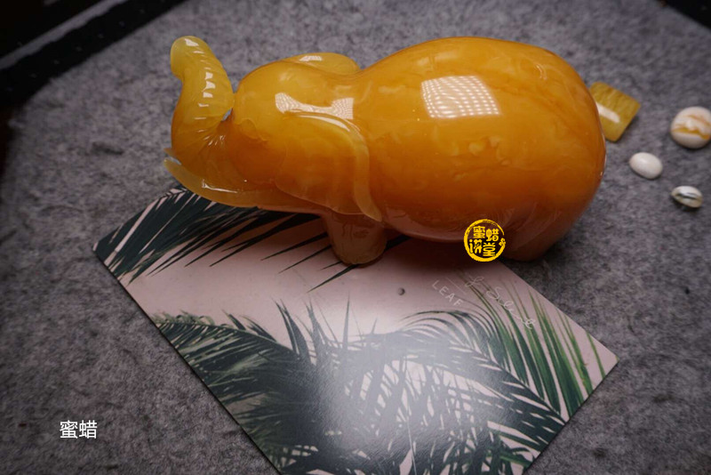 黄龙玉和蜜蜡的区别