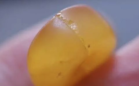 蜜蜡开裂了怎么办？