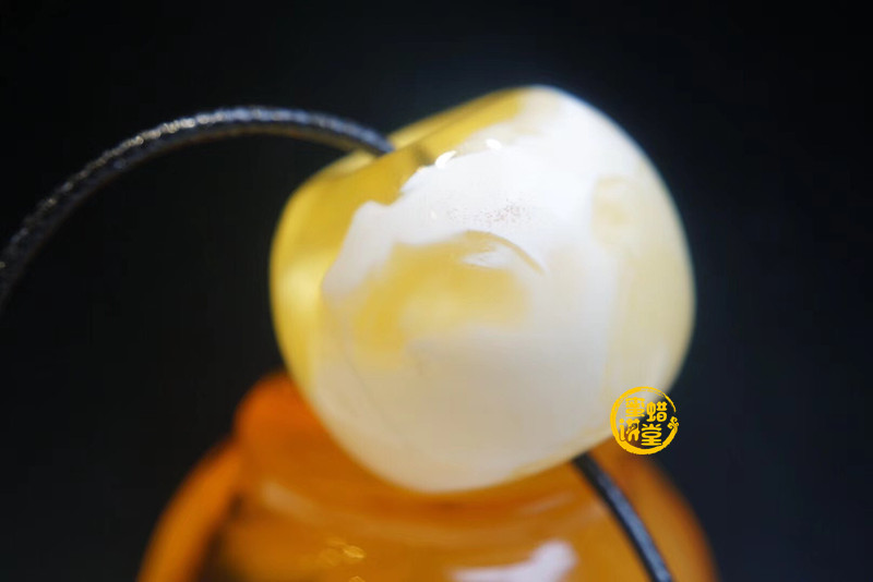 金绞白蜜蜡是蜜蜡里面最差的吗？