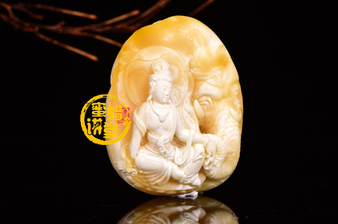 如果佩戴蜜蜡普贤吊坠，你有哪些注意事项是要知道的？