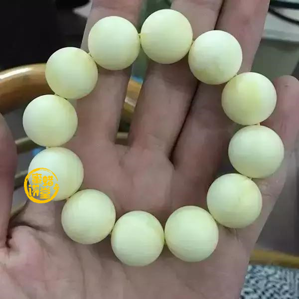 中东蜜蜡是真的蜜蜡吗？