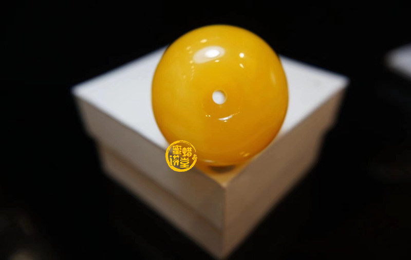 鸡油黄越戴越脏是买到假货了吗？