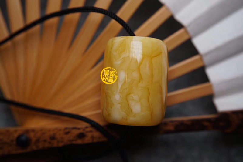 蜜蜡的氧化过程