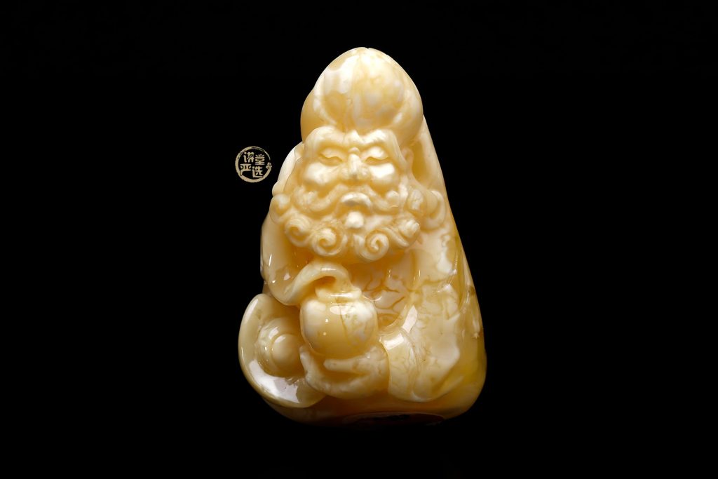 佩戴琥珀蜜蜡具体有什么好处呢？