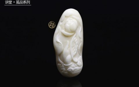 蜜蜡雕件里莲花的寓意，竟然是这样的！