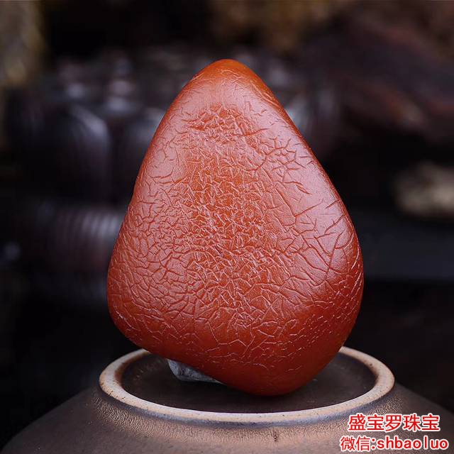 还在问蜜蜡原石怎么盘玩?看完这篇你就会了