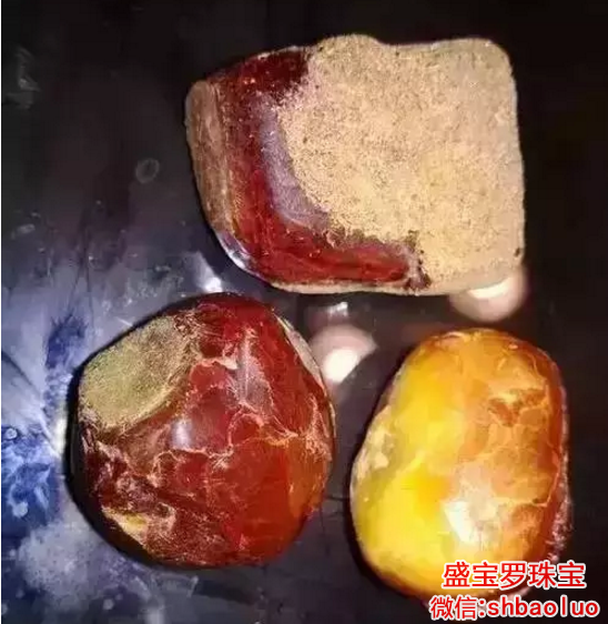 乌克兰蜜蜡原石克价,看完后您就明白了!