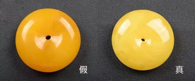 怎样鉴别蜜蜡的好坏,专家都用这种办法!