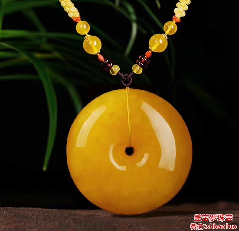 商家最头疼的问题:蜜蜡现在多少钱一克!