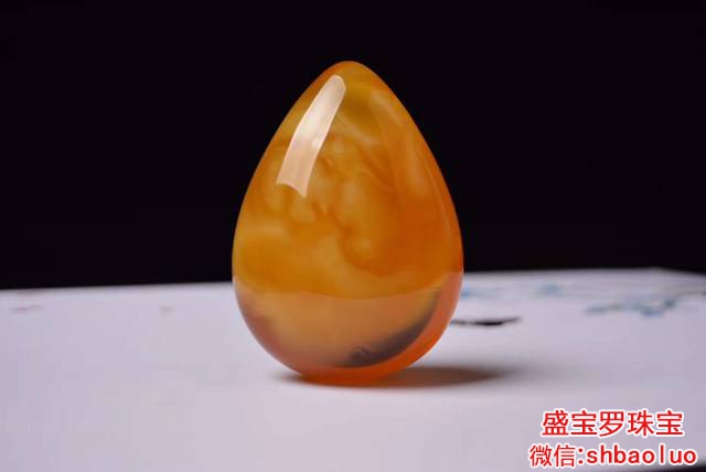 金绞蜜蜡图片,金绞蜜蜡有何特点