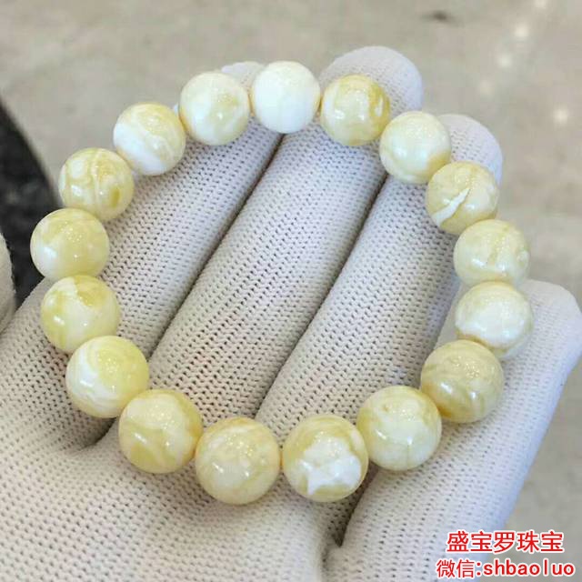 白花蜜蜡手串克价是怎么来的,希望看完对你有所启发!