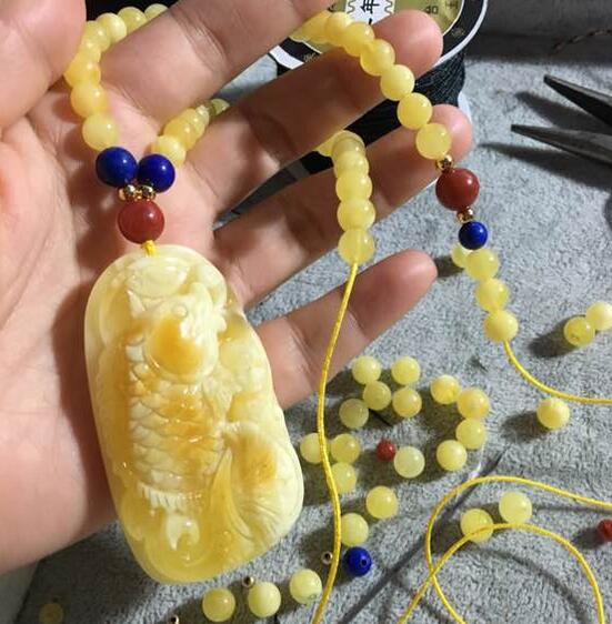 保证不吃药:绿松石,南红,蜜蜡的选择标准 保证不吃药:绿松石,南红,蜜蜡的选择标准 文玩天下 第3张 保证不吃药:绿松石,南红,蜜蜡的选择标准 文玩天下 第3张