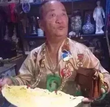潘家园里的“十位大仙”,一走一过就炸街 潘家园里的“十位大仙”,一走一过就炸街 文玩天下 第9张 潘家园里的“十位大仙”,一走一过就炸街 文玩天下 第9张