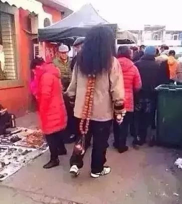 潘家园里的“十位大仙”,一走一过就炸街 潘家园里的“十位大仙”,一走一过就炸街 文玩天下 第3张 潘家园里的“十位大仙”,一走一过就炸街 文玩天下 第3张