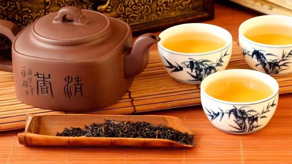 紫砂壶如何从细节上来看质量 紫砂壶如何从细节上来看质量? 文玩天下 第1张 紫砂壶如何从细节上来看质量? 文玩天下 第1张