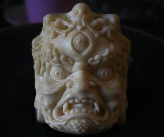 鹿角扳指:蒙古族特色的物件,射箭时用的 鹿角扳指:蒙古族特色的物件,射箭时用的 文玩天下 第2张 鹿角扳指:蒙古族特色的物件,射箭时用的 文玩天下 第2张