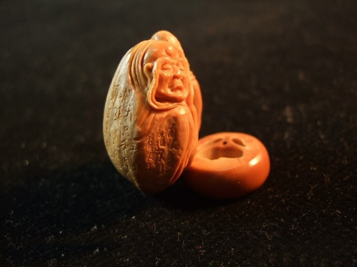 精品橄榄核雕的挑选与收藏 精品橄榄核雕的挑选与收藏 文玩天下 第3张 精品橄榄核雕的挑选与收藏 文玩天下 第3张