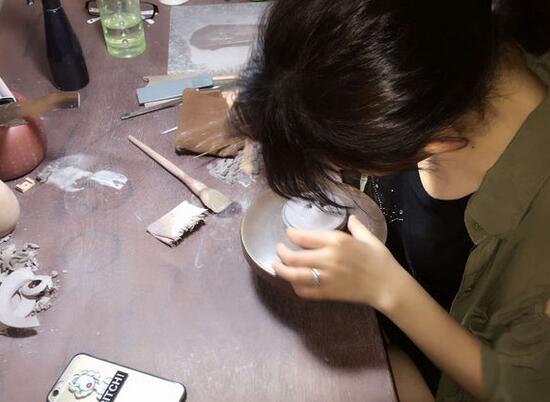 每一把壶都是有灵魂的女孩与紫砂的故事 每一把壶都是有灵魂的 女孩与紫砂壶的故事 文玩天下 第5张 每一把壶都是有灵魂的 女孩与紫砂壶的故事 文玩天下 第5张