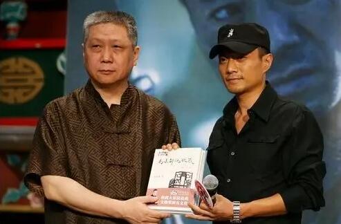 收藏是件雅事,被影帝张涵予玩到了极致 收藏是件雅事,被影帝张涵予玩到了极致 文玩天下 第2张 收藏是件雅事,被影帝张涵予玩到了极致 文玩天下 第2张