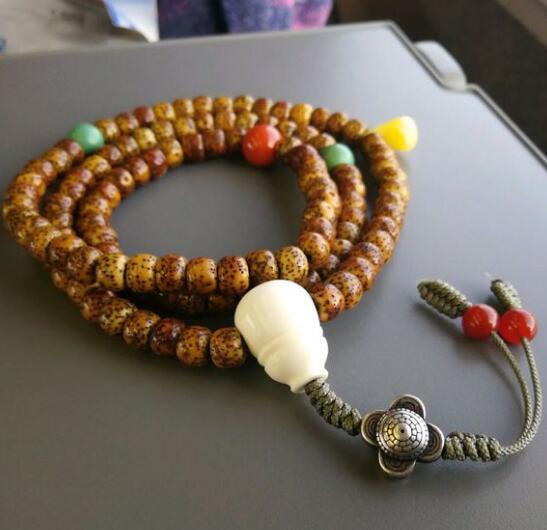 前几年满大街人手一串?文玩还值得玩吗? 前几年满大街人手一串?文玩还值得玩吗? 文玩天下 第3张 前几年满大街人手一串?文玩还值得玩吗? 文玩天下 第3张