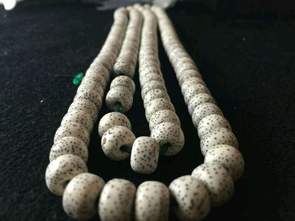 素颜晒照,你还不快来!喜欢星月菩提的小女子 素颜晒照,你还不快来! 喜欢星月菩提的小女子 文玩天下 第5张 素颜晒照,你还不快来! 喜欢星月菩提的小女子 文玩天下 第5张