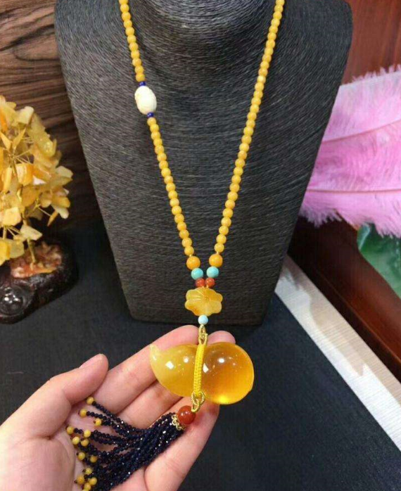 蜜蜡葫芦吊坠图片 保养措施 蜜蜡葫芦吊坠图片 保养措施