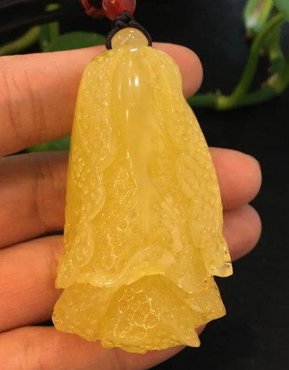 戴蜜蜡有什么寓意 不同款式背后的寓意 戴蜜蜡有什么寓意 不同款式背后的寓意