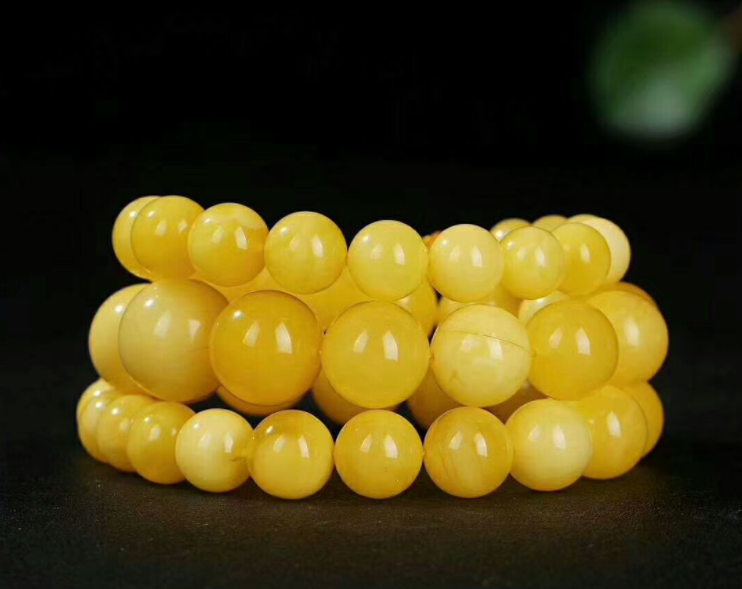 蜜蜡天然和合成的区别 怎么区别 蜜蜡天然和合成的区别 怎么区别