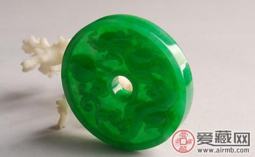 云南旅游买的翡翠是真的吗? 云南旅游买的翡翠是真的吗?