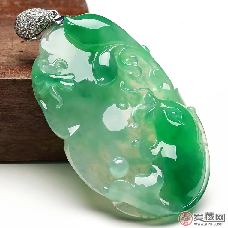 一个翡翠多少钱应该如何判断 一个翡翠多少钱应该如何判断