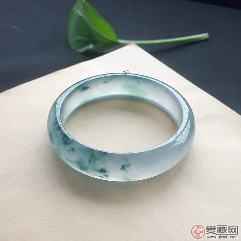 翡翠多少钱,用我们的简易方法来估算 翡翠多少钱,用我们的简易方法来估算