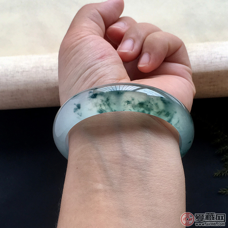 怎么样保养冰种翡翠呢? 怎么样保养冰种翡翠呢?
