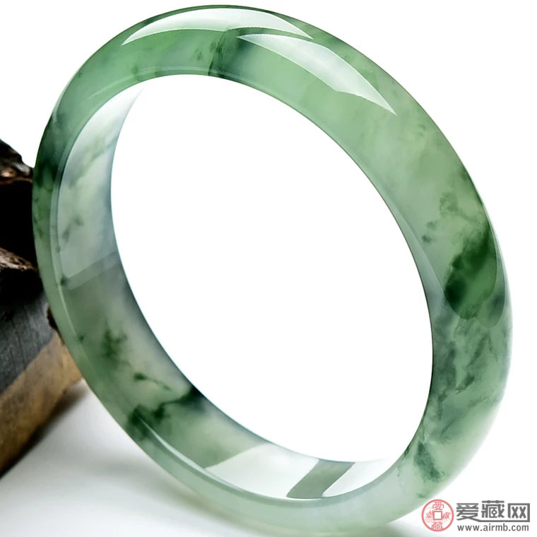 玻璃种翡翠的鉴定方法有哪些 玻璃种翡翠的鉴定方法有哪些