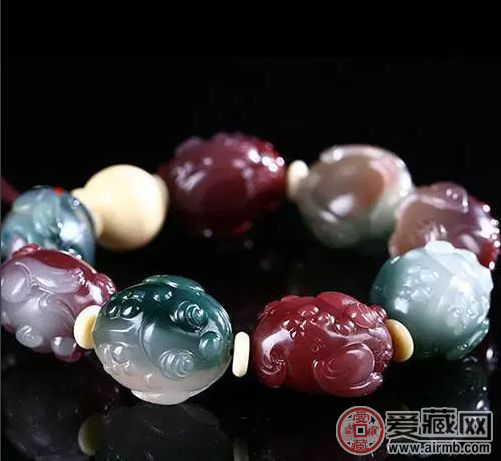紫绿玛瑙还可以涨价吗?未来将直逼南红玛瑙 紫绿玛瑙还可以涨价吗?未来将直逼南红玛瑙