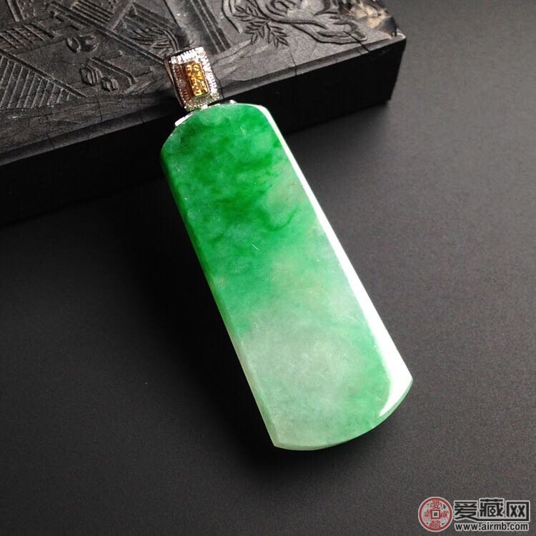 翡翠老坑和新坑怎么区分? 翡翠老坑和新坑怎么区分?