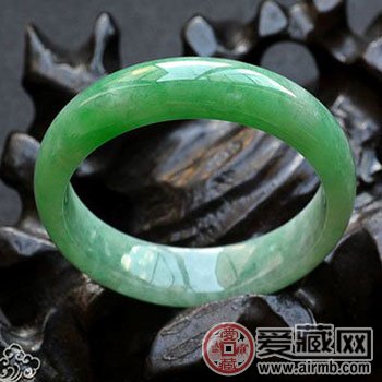 龙石种翡翠 龙石种翡翠