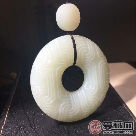 京白玉和和田玉有什么区别？