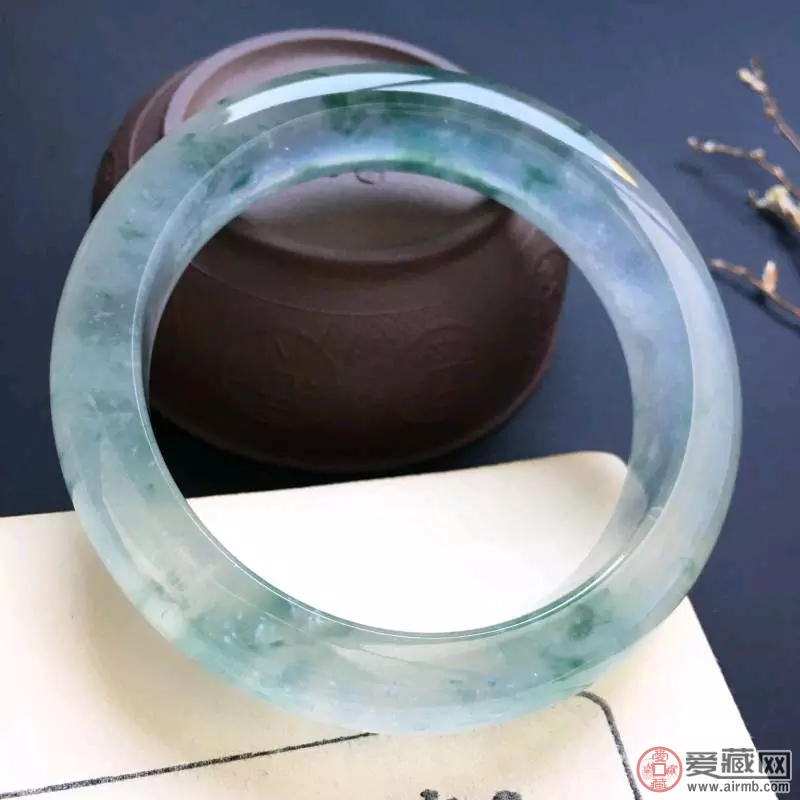 买的翡翠手镯小了怎么办?怎么看尺寸? 买的翡翠手镯小了怎么办?怎么看尺寸?