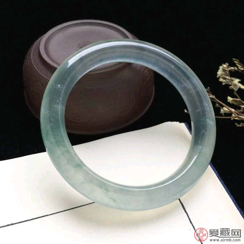 辨别玻璃种翡翠价值,从哪些方面入手? 辨别玻璃种翡翠价值,从哪些方面入手?