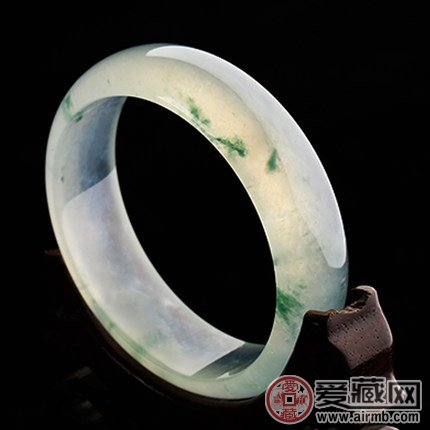 水种翡翠功效你都了解多少? 水种翡翠功效你都了解多少?