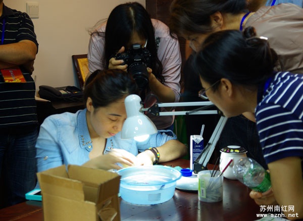 姑苏区政协“南红知识”专题讲座今在苏州南红交易中心召开 姑苏区政协“南红知识”专题讲座今在苏州南红交易中心召开