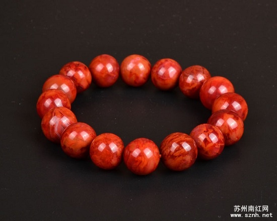 小编划重点:南红鉴别核心要点之色彩(二)