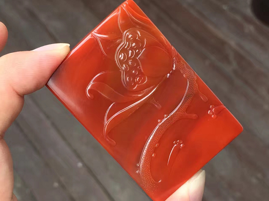 兵家必争的南红精雕重器来了!它是谁?速看! 兵家必争的南红精雕重器来了!它是谁?速看!
