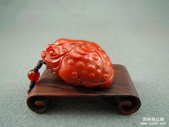 寓意招财进宝的南红玛瑙题材(二) 寓意招财进宝的南红玛瑙题材(二)
