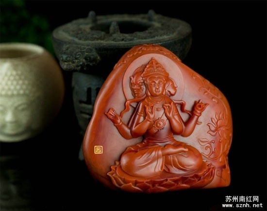 如何挑选南红玛瑙摆件?