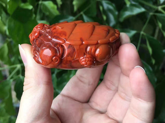 又见大块头出没!精品南红把件照着它来挑错不了! 又见大块头出没!精品南红把件照着它来挑错不了!