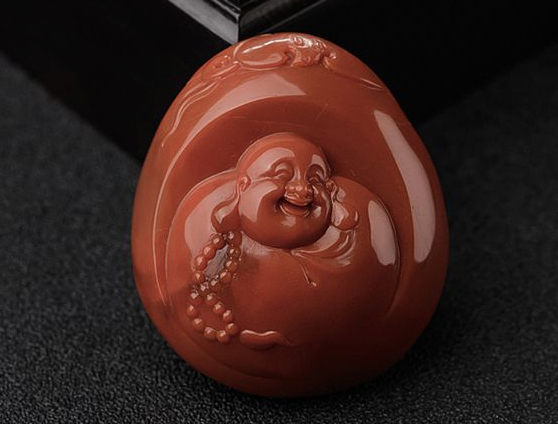 佩戴南红玛瑙的功效与作用都有哪些 佩戴南红玛瑙的功效与作用都有哪些