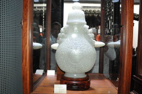 玉界盛宴:2016“陆子冈杯”精品展今日开幕!现场直击! 玉界盛宴:2016“陆子冈杯”精品展今日开幕!现场直击!